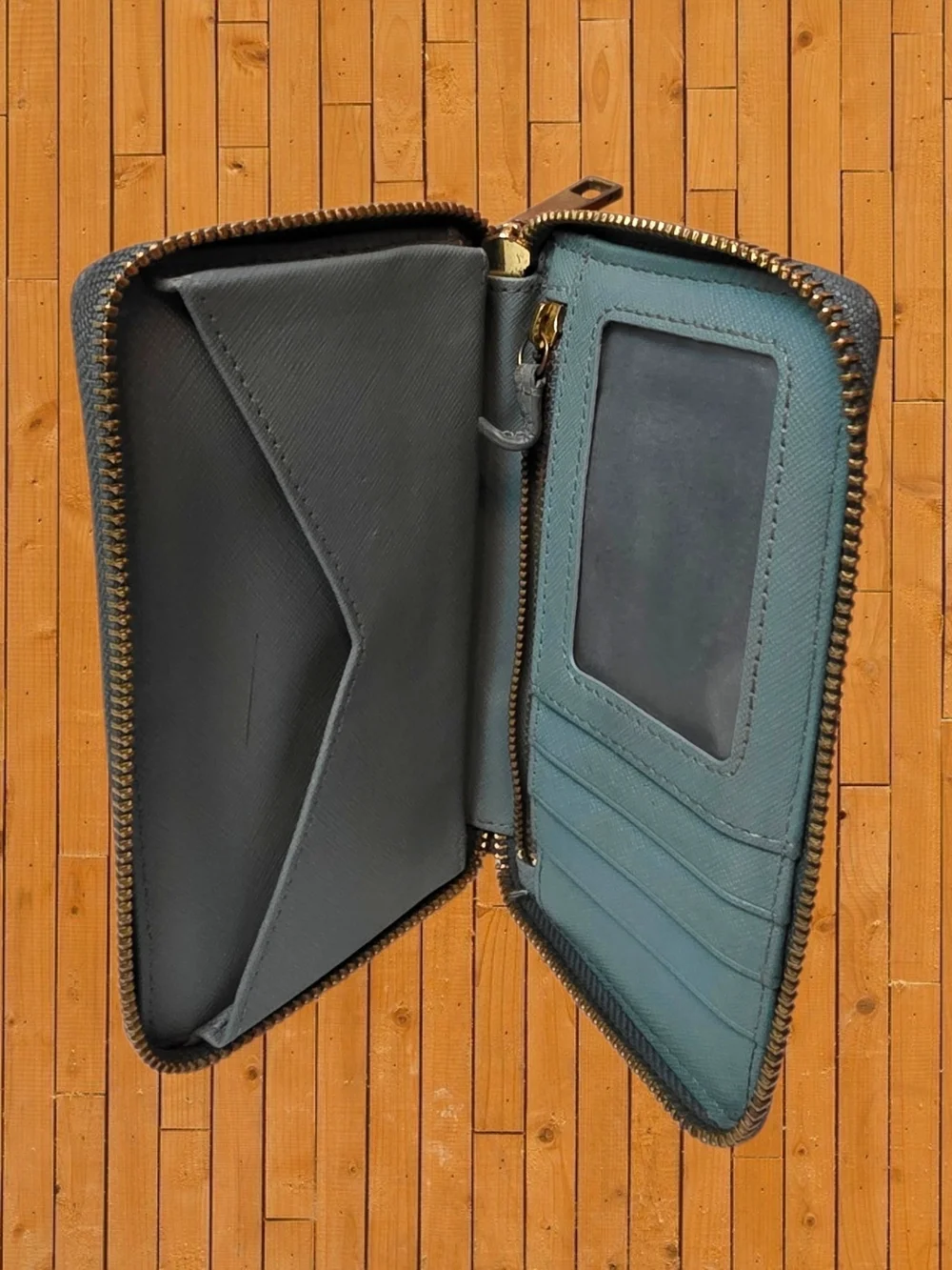 Fossil Teal Leather Zip Around Wallet Gold Zipper Organizer Clutch RFID Style